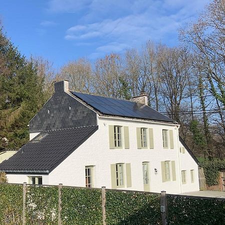 Ancienne maison rénovée au calme Wanze Extérieur photo