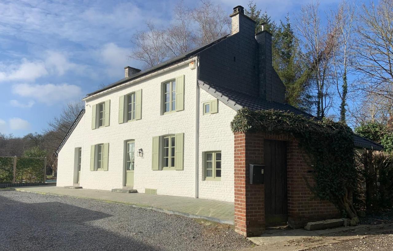 Ancienne maison rénovée au calme Wanze Extérieur photo